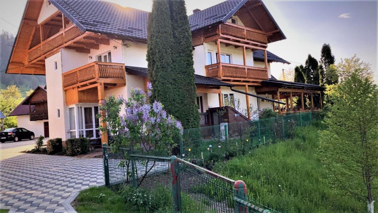 Pensiunea Casa-Stefanel ซาโดวา ภายนอก รูปภาพ