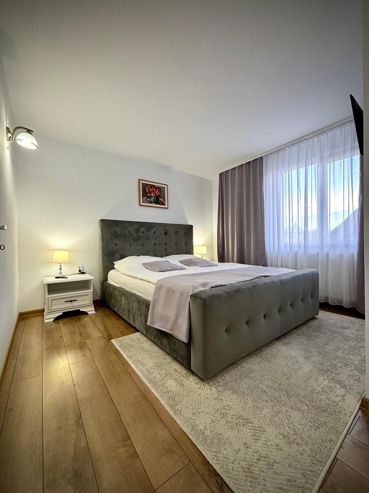 Pensiunea Casa-Stefanel ซาโดวา ภายนอก รูปภาพ