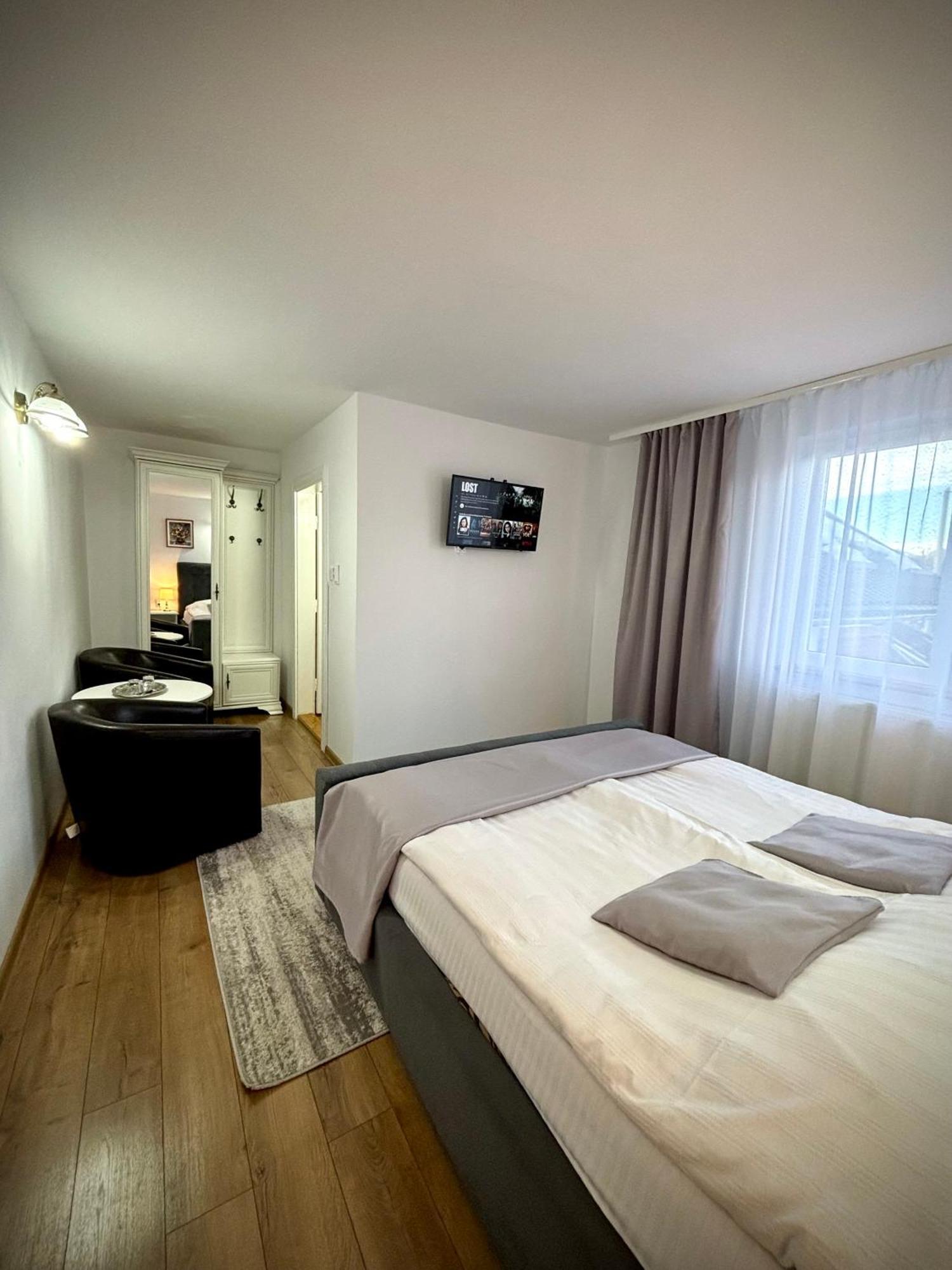 Pensiunea Casa-Stefanel ซาโดวา ภายนอก รูปภาพ